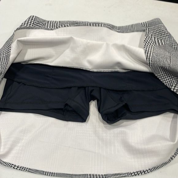 NWOT Ralph Lauren Polo Golf Skorts.  Size L large 12/14 - Picture 3 of 12